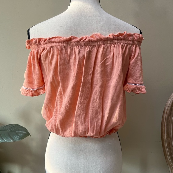 Poof! Peach Coral Puff Sleeve Ruffled Blouse - Picture 7 of 9